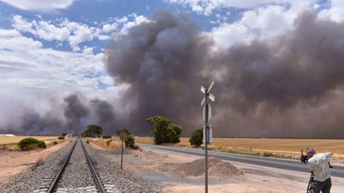 Δύο νεκροί από μεγάλη πυρκαγιά στη Νότια Αυστραλία